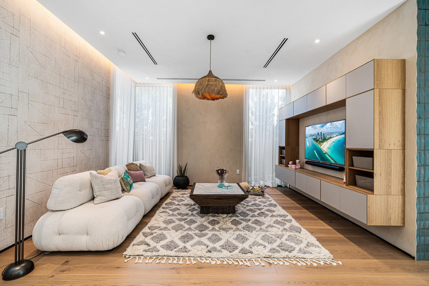 COCONUT GROVE gallery image