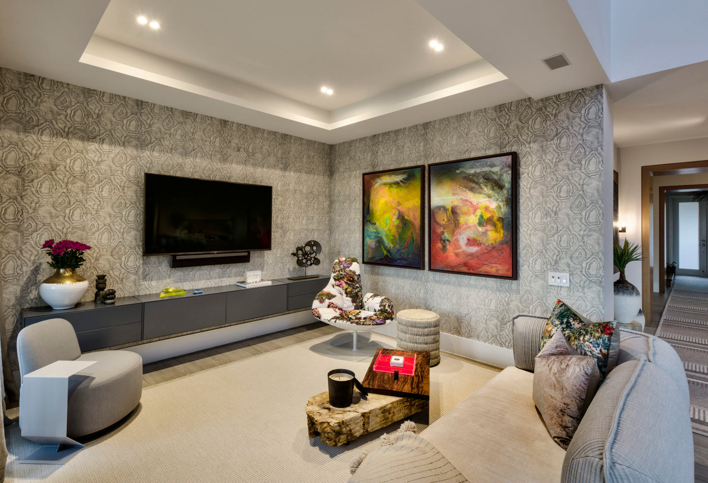 PLANTATION gallery image