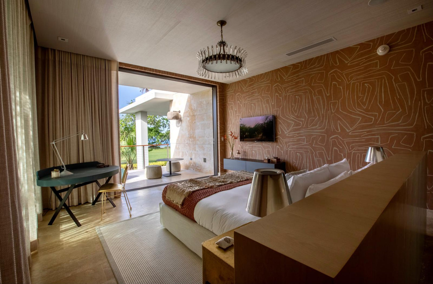 EAST BEACH RESIDENCE gallery image