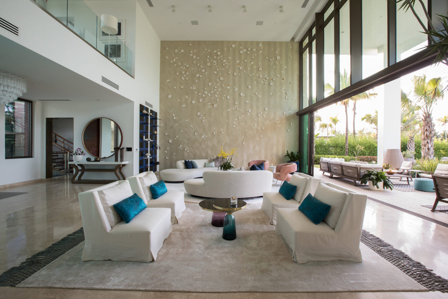 EAST BEACH RESIDENCE gallery image