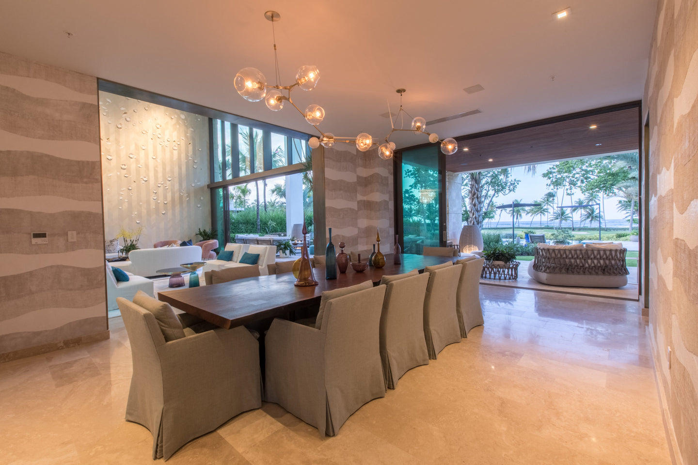EAST BEACH RESIDENCE gallery image