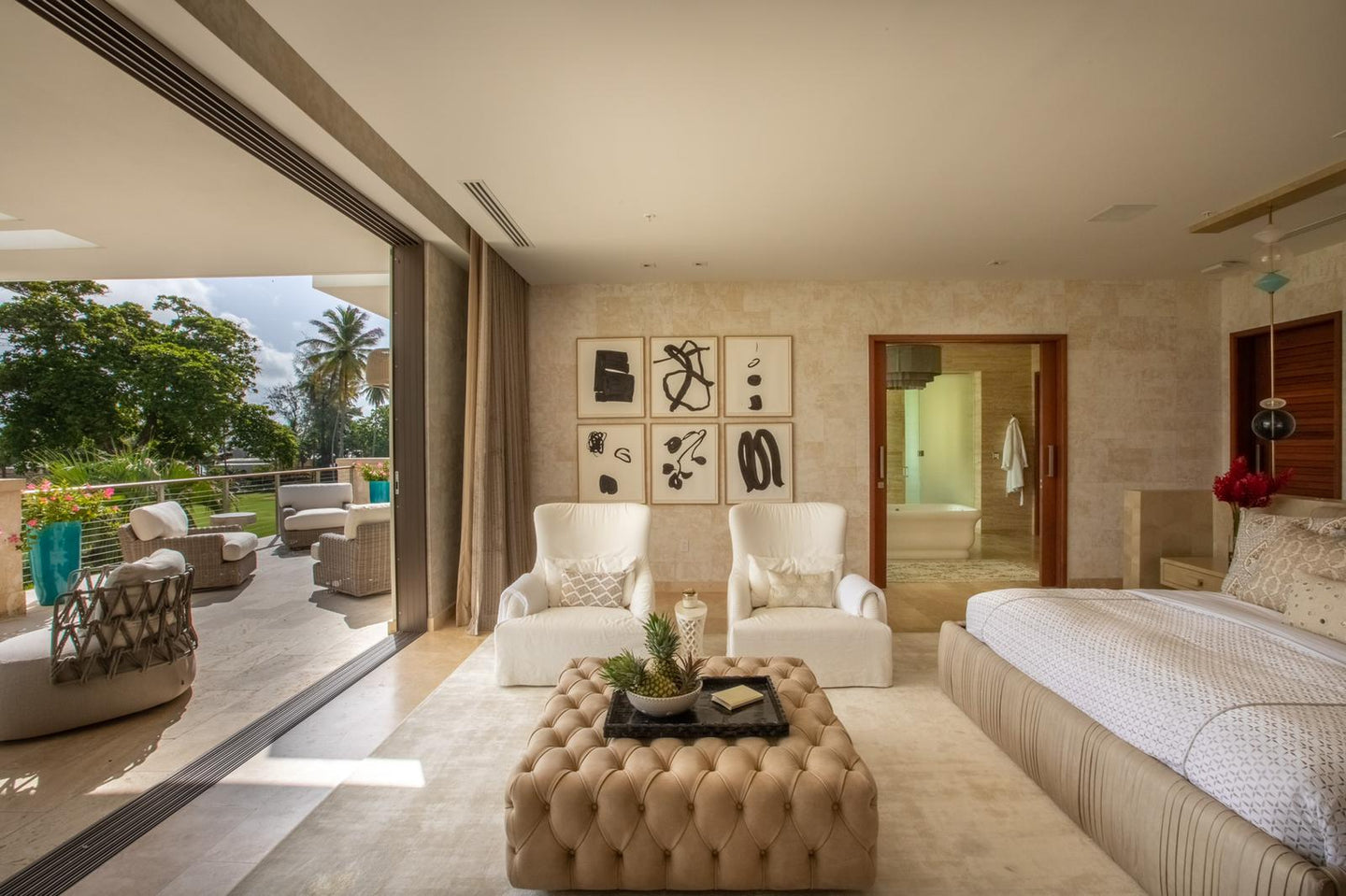 EAST BEACH RESIDENCE gallery image