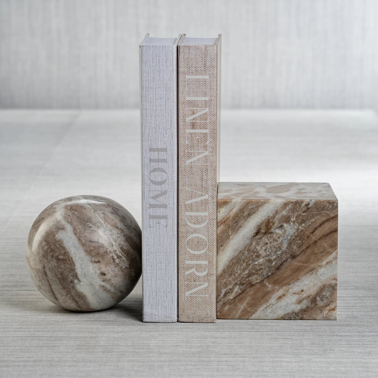 Lulu Puras Arabescato Marble Bookend - Thumbnail 2